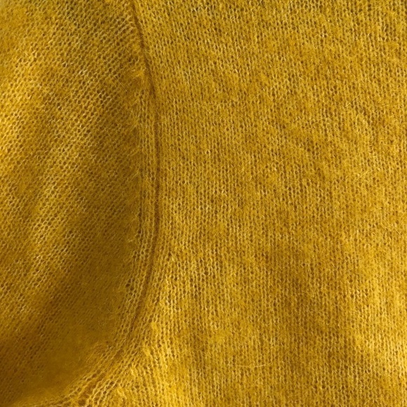 Second Female Yellow Mohair Wool Turtleneck XS - Picture 10 of 15